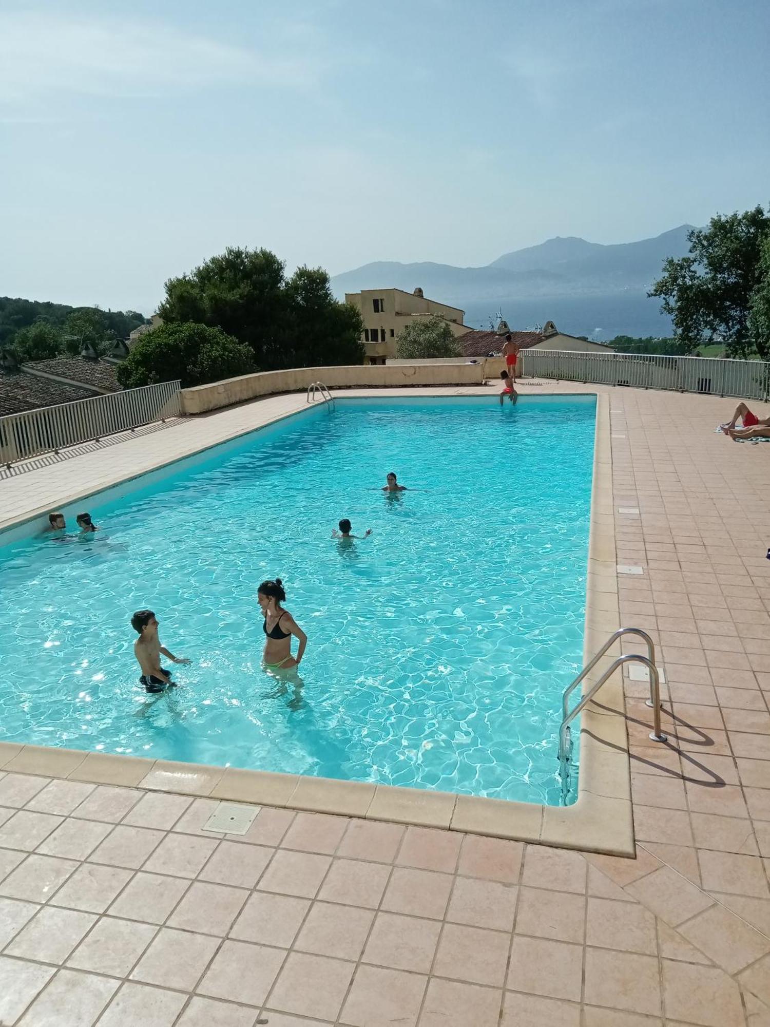 Appart 5 Personnes A Porticcio Avec 2 Piscines Materiel Enfant ,Bebe Clim Dış mekan fotoğraf